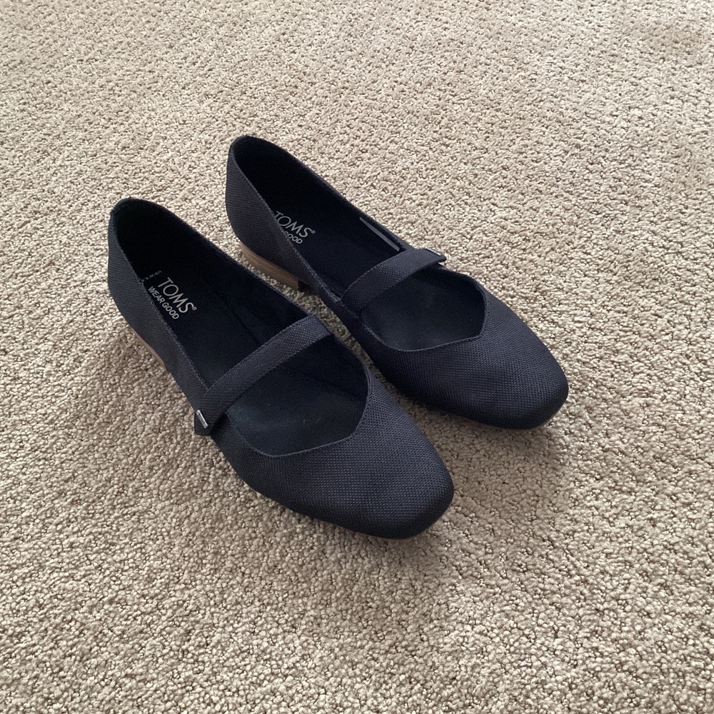 Toms Bianca Mary Jane Flats Shoes